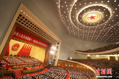 溫家寶:今年購車、出國、公務(wù)接待費(fèi)零增長