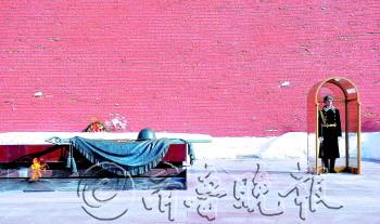 22������,�t���l���ڟo����ʿĹǰ���l����������,����ƽ�ڴ˾��I��Ȧ������������ӛ�ߡ���־�����z