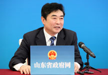 鄧向陽接受大眾網專訪