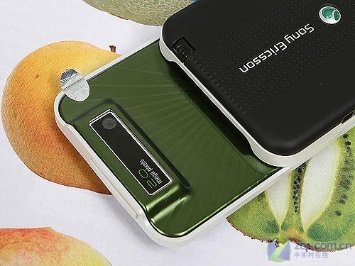 時尚手機(jī)新教主 滑蓋炫燈索愛S500i評測 時尚新概念索愛超薄滑蓋機(jī)S500i評測(4)