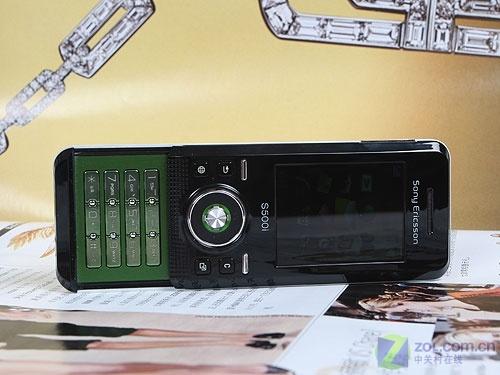 時尚手機(jī)新教主 滑蓋炫燈索愛S500i評測 時尚新概念索愛超薄滑蓋機(jī)S500i評測(11)