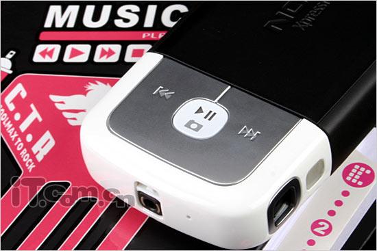 音樂新王者諾基亞旋屏智能5700圖賞(5)