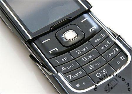 奢華觸手可見!諾基亞8600 Luna真機圖獨家呈現(xiàn) 奢華精品諾基亞8600Luna真機圖賞(2)