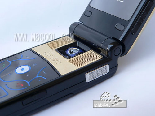 鉆石雙鍵盤iCool雙卡雙待機G700登場