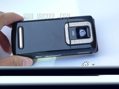 鉆石雙鍵盤iCool雙卡雙待機G700登場