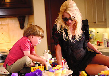 mݔyӵǡElleF(xin)ĸ